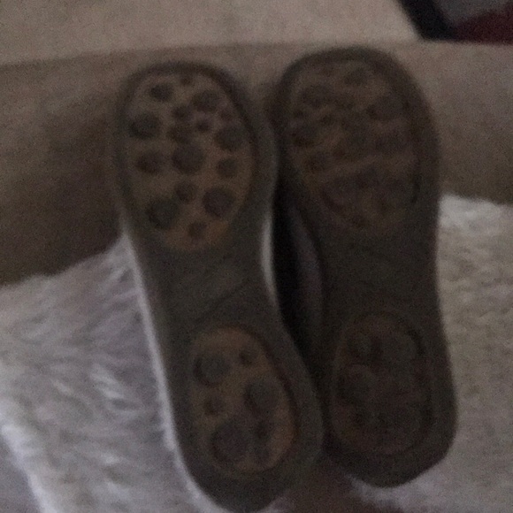 Ladies Fluffy cream boots - Picture 5 of 7